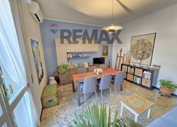 Sala da pranzo - Trilocale via IV novembre
 
20, Muggiò - foto 7