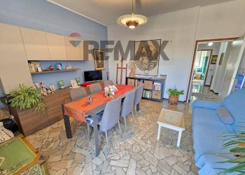 Sala da pranzo - Trilocale via IV novembre
 
20, Muggiò - foto 9