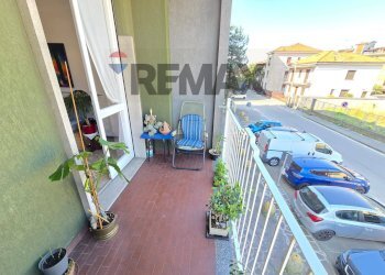 Balcone - Trilocale via IV novembre
 
20, Muggiò - foto 24