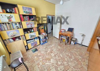 Soggiorno - Trilocale via IV novembre
 
20, Muggiò - foto 35