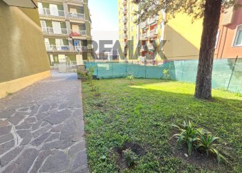 Edificio all\'aperto - Trilocale via IV novembre
 
20, Muggiò - foto 69