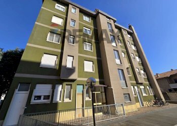 Edificio all\'aperto - Trilocale via IV novembre
 
20, Muggiò - foto 74