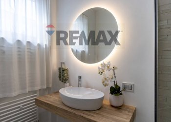 Bagno - Villa a Schiera Via Solferino
 
104, Seregno - foto 21