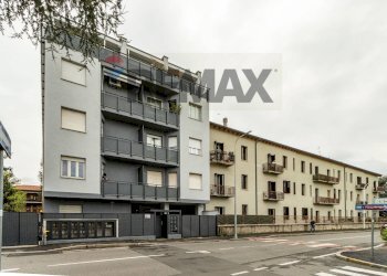 Edificio all\'aperto - Trilocale VIA CIRCONVALLAZIONE
 
86, Seregno - foto 25