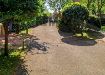 PASSO CARRAIO - Box VIA MILANO
 
33, Cesano Boscone - foto 9