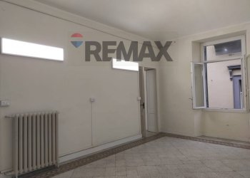 Stanza vuota - Appartamento Corso Roma
 
45, Alessandria - foto 85