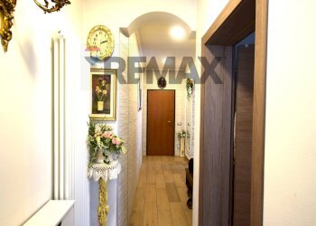 Hall / corridoio - Three-room apartment STRADA PROVINCIALE 343R ASOLANA  san polo di torile
 
127, Torrile - photo 4