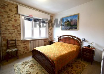 Camera / camera da letto - Three-room apartment STRADA PROVINCIALE 343R ASOLANA  san polo di torile
 
127, Torrile - photo 15