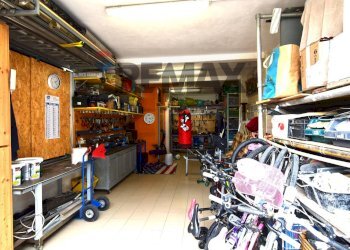 Dispensa di stoccaggio - Three-room apartment STRADA PROVINCIALE 343R ASOLANA  san polo di torile
 
127, Torrile - photo 18