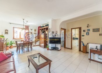 Foto 34 - Villa VIA LUPI DI TOSCANA
 
3, Bareggio - foto 31