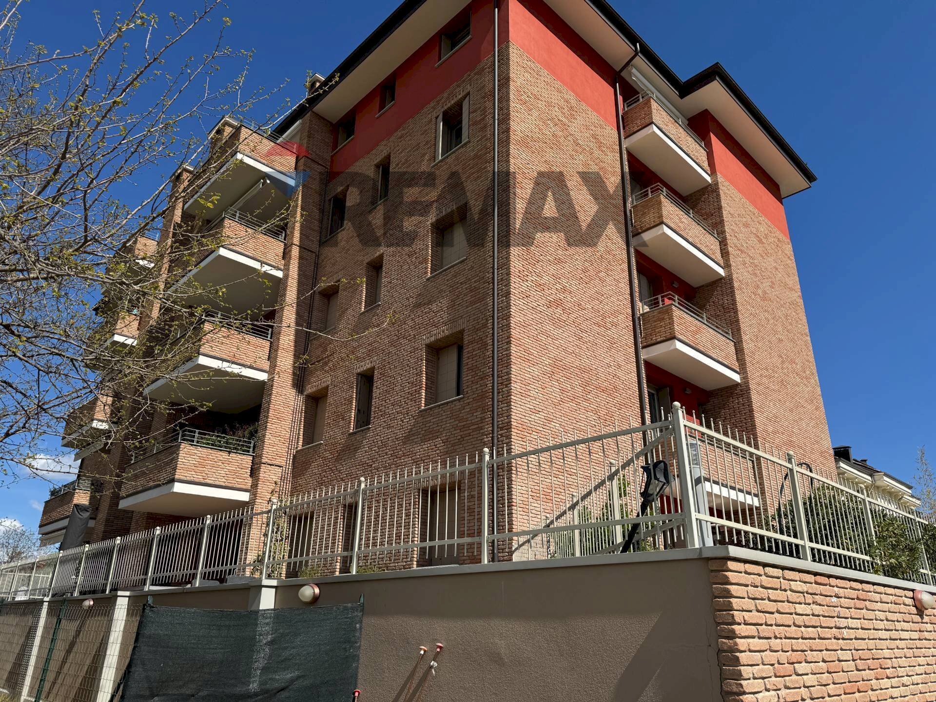 Edificio all\'aperto - Trilocale Strada Ambolana
 
11, Parma - foto 3