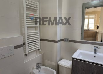 Bagno - Trilocale Strada Ambolana
 
11, Parma - foto 33