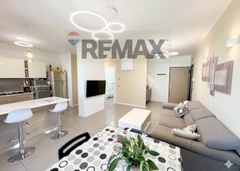 Sala da pranzo - Trilocale Strada Ambolana
 
11, Parma - foto 20