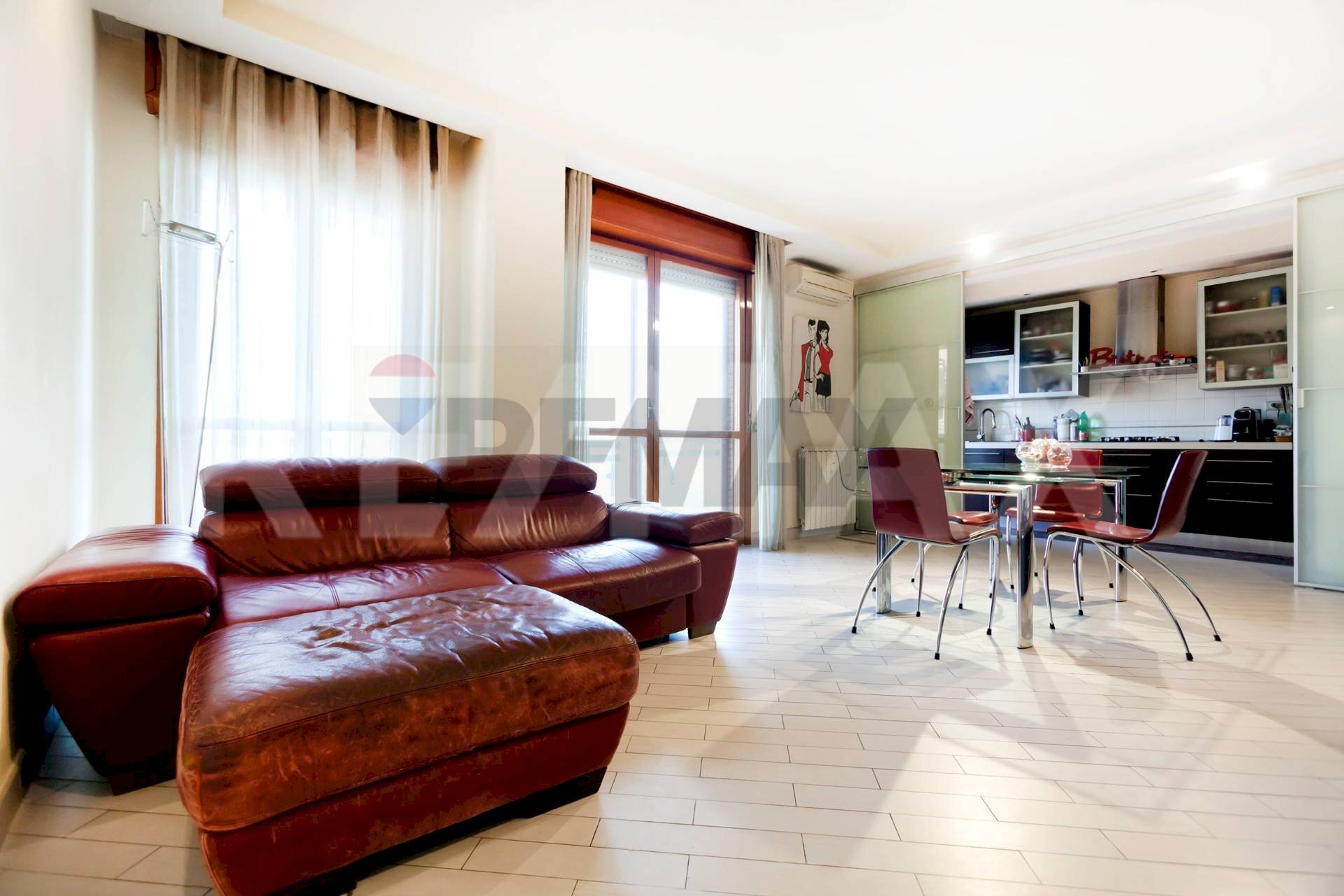 Sala da pranzo - Three-room apartment Via Fiume Bianco
 
5, Roma - photo 1