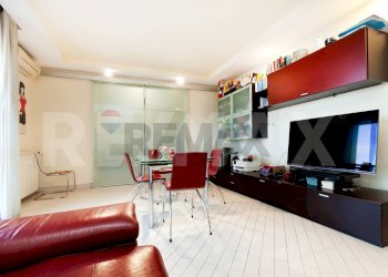 Sala da pranzo - Three-room apartment Via Fiume Bianco
 
5, Roma - photo 4