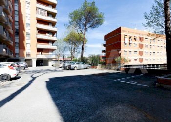 Edificio all\'aperto - Three-room apartment Via Fiume Bianco
 
5, Roma - photo 29