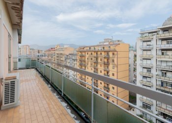 Balcone - Attico Via Ammiraglio Rizzo
 
76, Palermo - foto 6