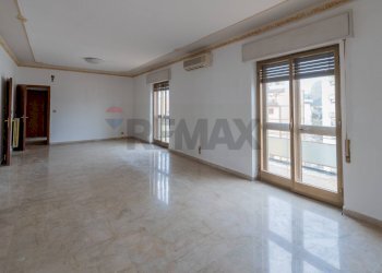 Stanza vuota - Attico Via Ammiraglio Rizzo
 
76, Palermo - foto 8