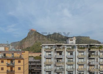 Edificio all\'aperto - Attico Via Ammiraglio Rizzo
 
76, Palermo - foto 31