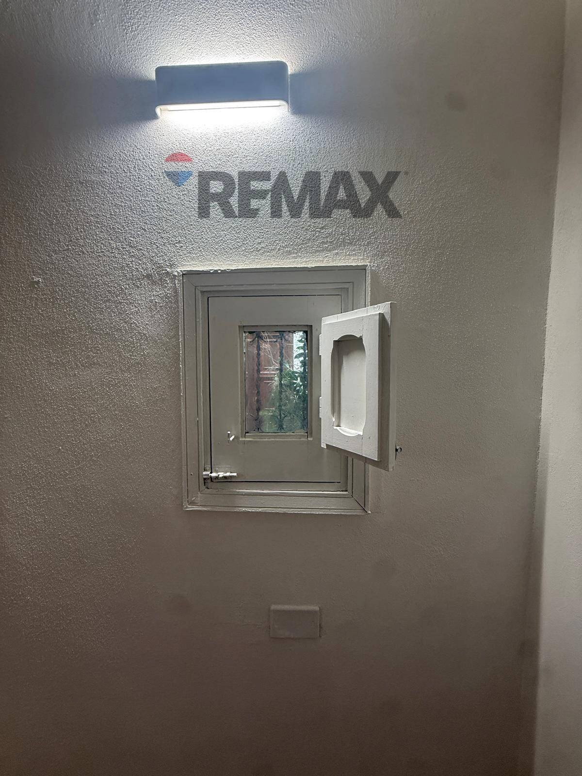 Dettagli - Trilocale Vicolo Santa Chiara
 
6, Palermo - foto 3