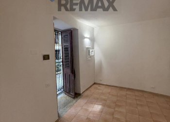 Stanza vuota - Trilocale Vicolo Santa Chiara
 
6, Palermo - foto 5