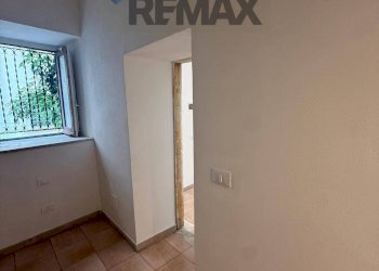 Stanza vuota - Trilocale Vicolo Santa Chiara
 
6, Palermo - foto 8