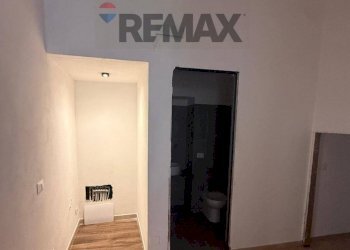 Hall / corridoio - Trilocale Vicolo Santa Chiara
 
6, Palermo - foto 16