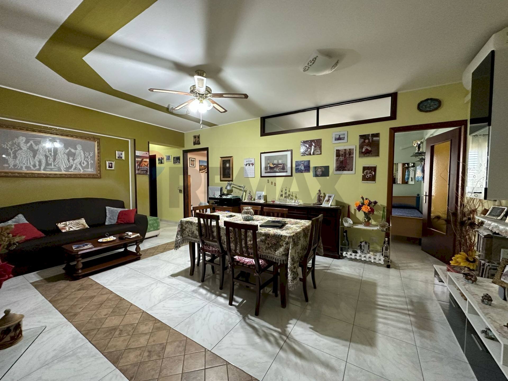 Sala da pranzo - Appartamento Via Papa Giovanni XIII
 
8, Pace del Mela - foto 1