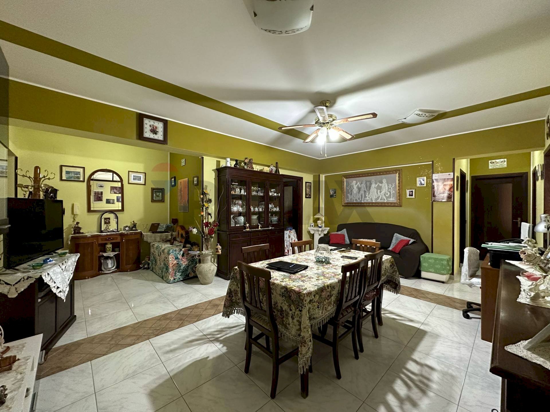 Sala da pranzo - Appartamento Via Papa Giovanni XIII
 
8, Pace del Mela - foto 2