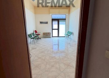 Hall / corridoio - Locale Commerciale Via San Marco
 
6, Santa Flavia - foto 14