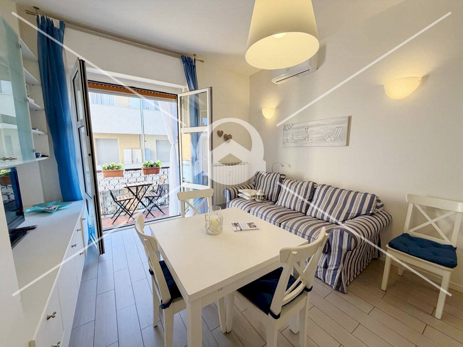 Foto 2 - Bilocale Via Fogazzaro
 
5, Loano - foto 2