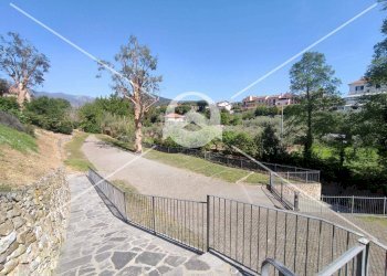 Foto 20 - Two-room apartment Borgo Castello
 
33, Loano - photo 20