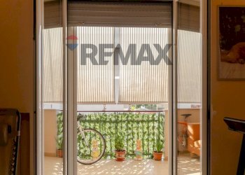 Balcone - Trilocale Via Oristano
 
6, Modugno - foto 12