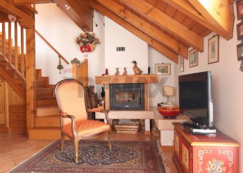 Soggiorno - Villa Bifamiliare VIA MAGGIORE, Roana - foto 4