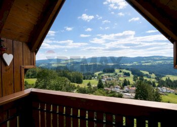 Balcone - Villa Bifamiliare VIA MAGGIORE, Roana - foto 5