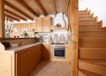 Cucina - Villa Bifamiliare VIA MAGGIORE, Roana - foto 7