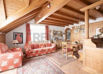 Soggiorno - Villa Bifamiliare VIA MAGGIORE, Roana - foto 8