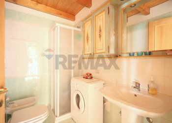 Bagno - Villa Bifamiliare VIA MAGGIORE, Roana - foto 11