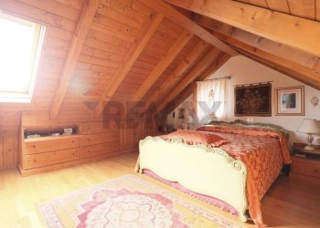 Camera / camera da letto - Villa Bifamiliare VIA MAGGIORE, Roana - foto 12