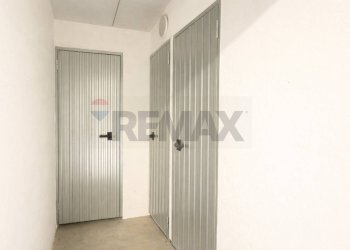 Hall / corridoio - Villa Bifamiliare VIA MAGGIORE, Roana - foto 18