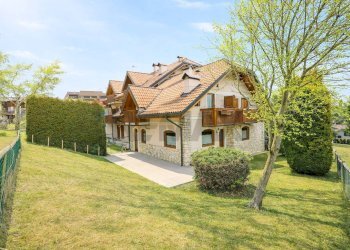 Casa all\'aperto - Casa semi indipendente VIA ZEBIO
 
37, Roana - foto 1