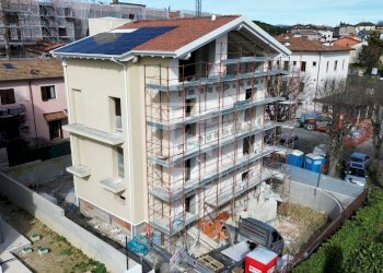 Foto 2 - Attico via scuole, Desenzano del Garda - foto 2