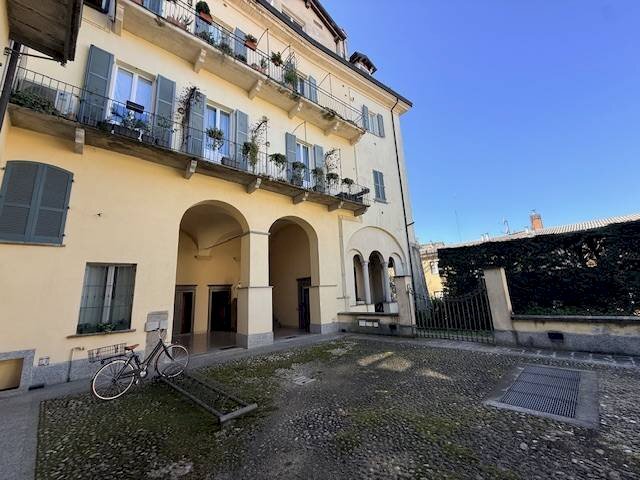 Foto 1 - Trilocale VIA AZZARIO
 
19, Pavia - foto 1