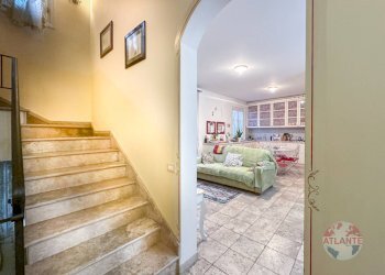 CUCINA SOGGIORNO - Villa Via Vittorio Emanuele II, Strevi - foto 7