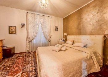 CAMERA MATRIMONIALE - Villa Via Vittorio Emanuele II, Strevi - photo 23