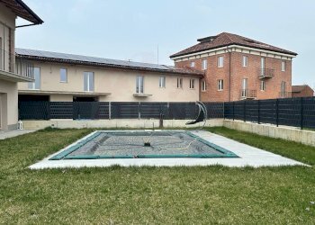 PISCINA - Villa Via San Rocco
 
123, Strevi - foto 16