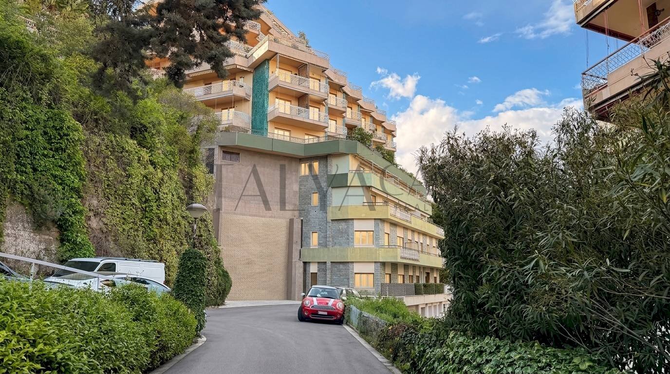 Foto 1 - Bilocale via serenella
 
5, Sanremo - foto 1