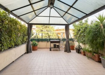 Foto 3 - Bilocale via serenella
 
5, Sanremo - foto 3