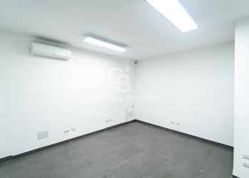 Foto 8 - Magazzino Viale Mario Rapisardi
 
504, Catania - foto 8