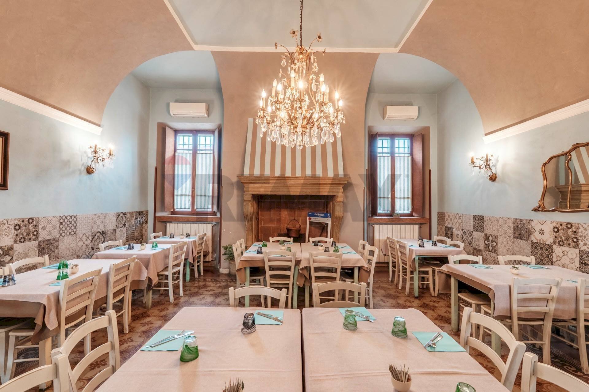 Sala da pranzo - Locale Commerciale via Umberto I
 
66, Flero - foto 1